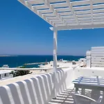 Daire Lorenzo And Paros *