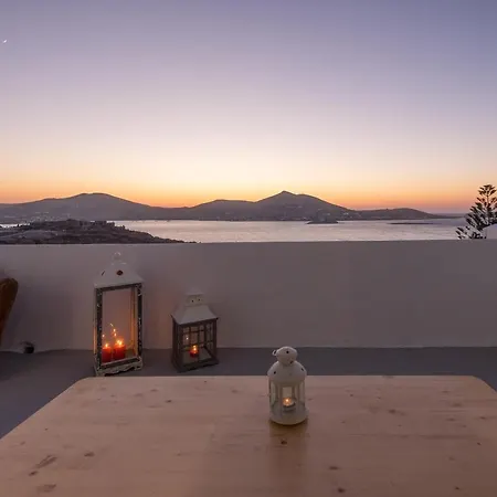 Lorenzo And Paros アパート ナウサ