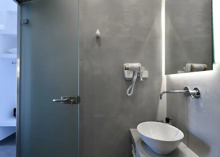 Lorenzo And Paros * Naousa