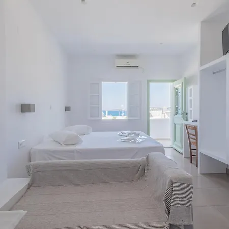 Lorenzo Studios *