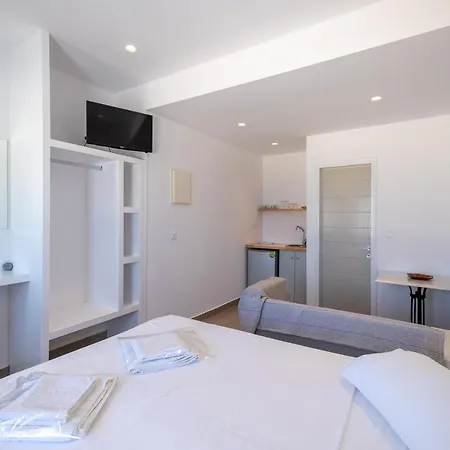 Appartement Lorenzo And Paros *