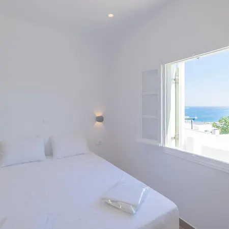 Lorenzo Studios Naousa (Paros)