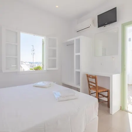 Lorenzo And Paros Appartement