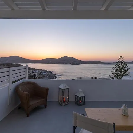 Lorenzo And Paros Appartement *